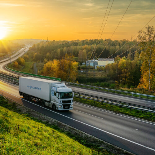 Lev Logistics Slider